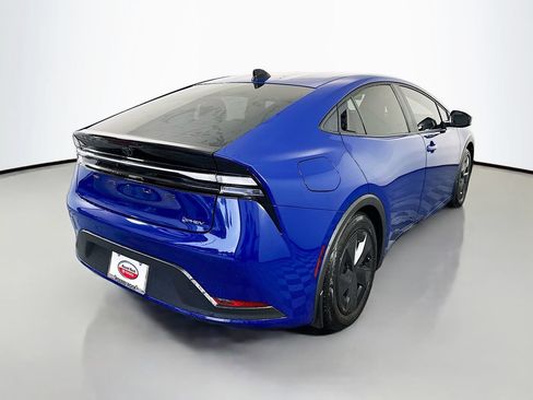 Certified 2026 Toyota Prius Plug-In Hybrid FWD image 5