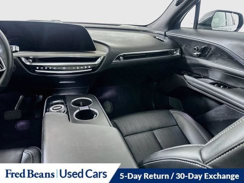 Used 2024 Cadillac Lyriq Luxury AWD/4WD image 29