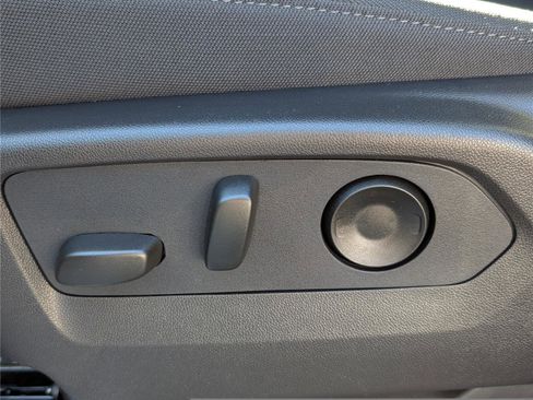 New 2026 Chevrolet Silverado 3500 LT image 16