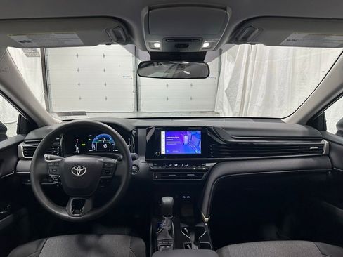 Used 2026 Toyota Camry LE FWD image 42