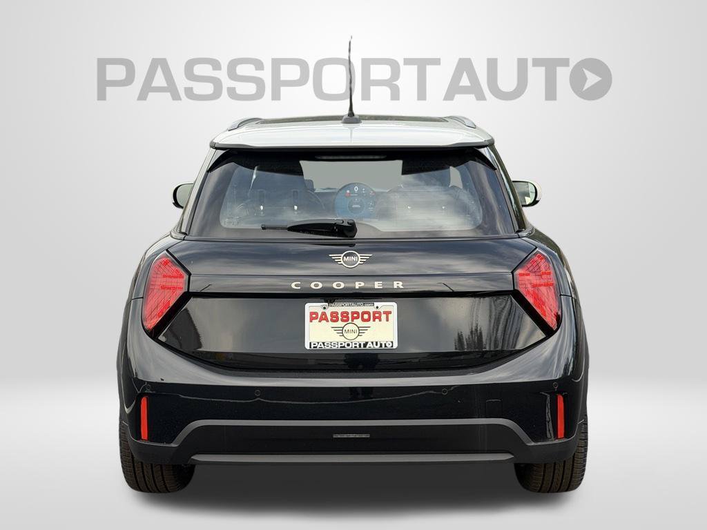 New 2026 MINI Cooper 2-Door Hardtop FWD image 5