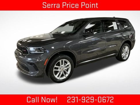 Used 2023 Dodge Durango GT image 1