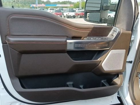 New 2026 Ford F250 King Ranch w/ FX4 Off-Road Package AWD/4WD image 11