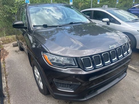 Used 2020 Jeep Compass Sport FWD image 1