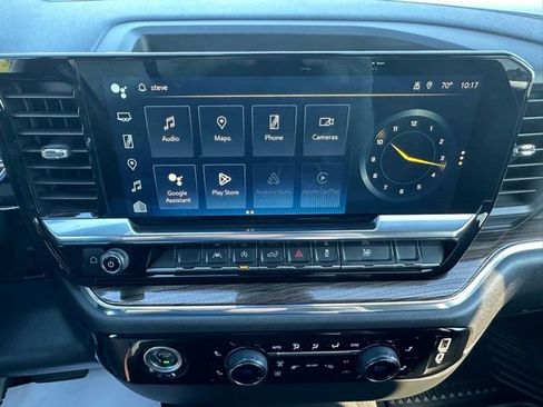 Used 2023 Chevrolet Silverado 1500 LT image 24