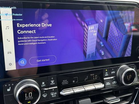 New 2026 Toyota Highlander XLE AWD/4WD image 29