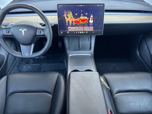 Used 2022 Tesla Model 3 RWD image 17