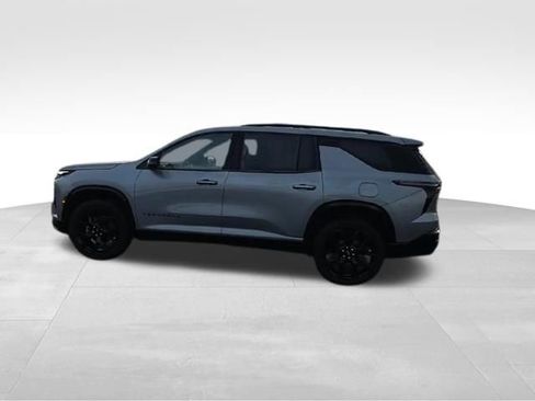 Used 2024 Chevrolet Traverse RS w/ LPO, Floor Liner Package image 8
