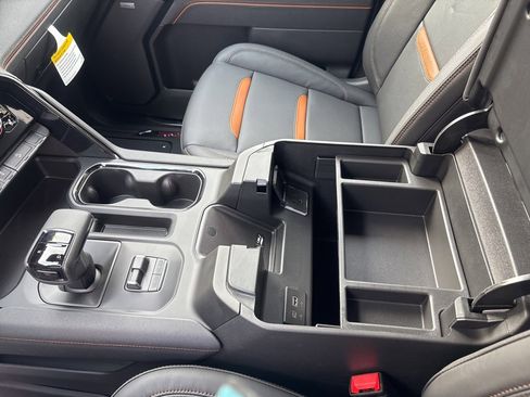 New 2026 GMC Sierra 1500 AT4 w/ AT4 Premium Package image 30