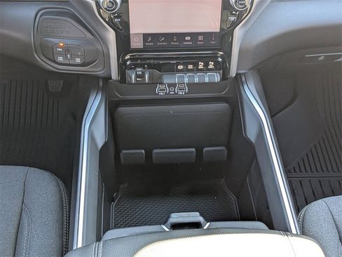 New 2026 RAM 2500 Big Horn image 19