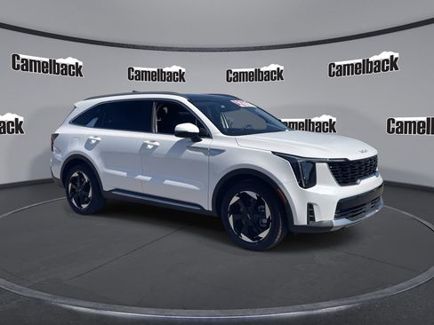 Certified 2025 Kia Sorento EX w/ EX Panoramic Sunroof Package AWD/4WD image 1