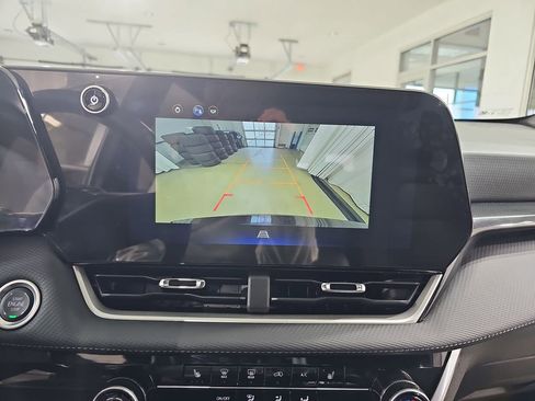 Certified 2025 Chevrolet Equinox LT image 27