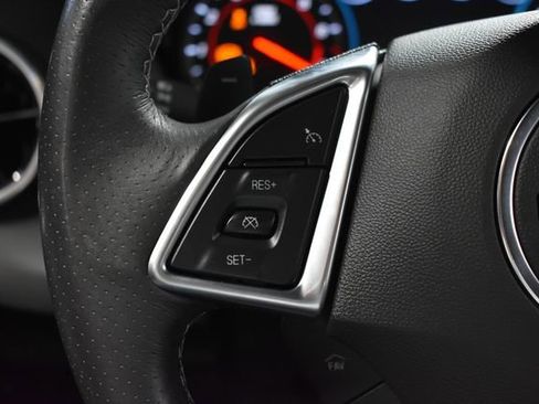 Certified 2018 Chevrolet Camaro SS RWD image 19