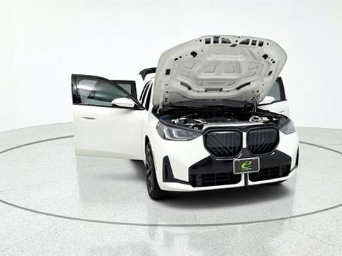 Used 2025 BMW X3 xDrive30i w/ Premium Package AWD/4WD image 11