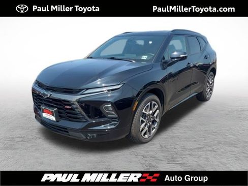 Used 2025 Chevrolet Blazer RS w/ LPO, Floor Liner Package AWD/4WD image 1