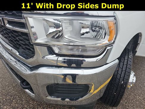New 2024 RAM 3500 Tradesman image 29