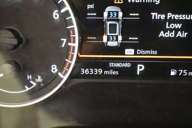 Used 2024 Nissan Pathfinder S FWD image 18