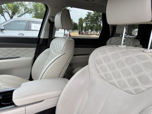 Used 2020 Hyundai Palisade Limited FWD image 16
