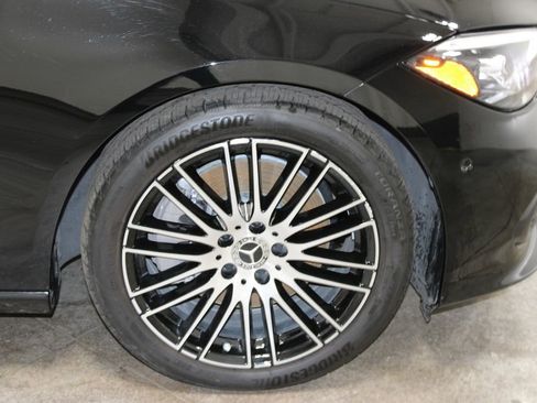 Used 2025 Mercedes-Benz C 300 Sedan image 43