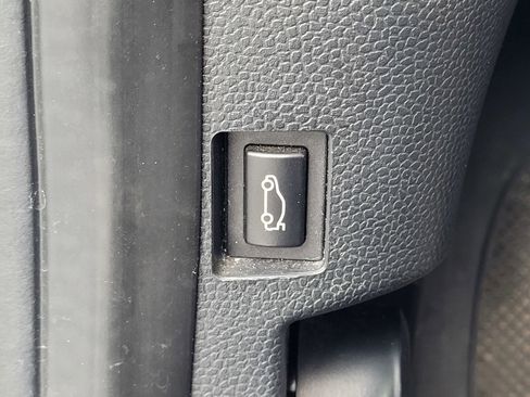 Used 2015 MINI Cooper S FWD image 8