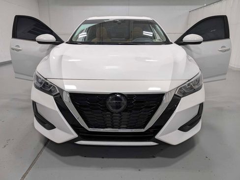 Used 2022 Nissan Sentra SV w/ SV Premium Package image 14