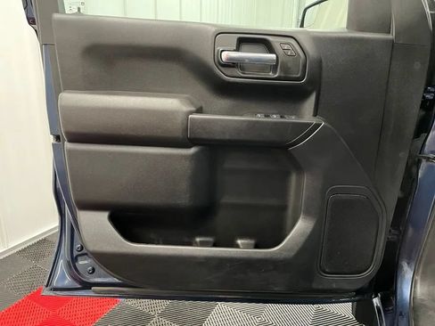Used 2023 GMC Sierra 1500 Pro w/ X31 Off-Road Package AWD/4WD image 19