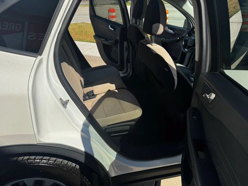 Used 2021 Ford Escape SE w/ Convenience Package AWD/4WD image 12