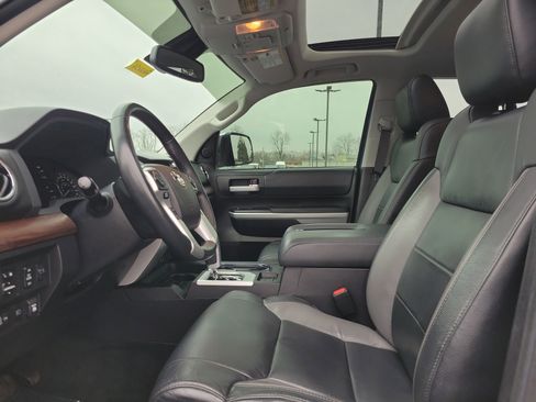 Used 2021 Toyota Tundra Limited w/ Limited Premium Package image 15
