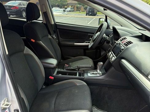 Used 2017 Subaru Crosstrek 2.0i Premium AWD/4WD image 13