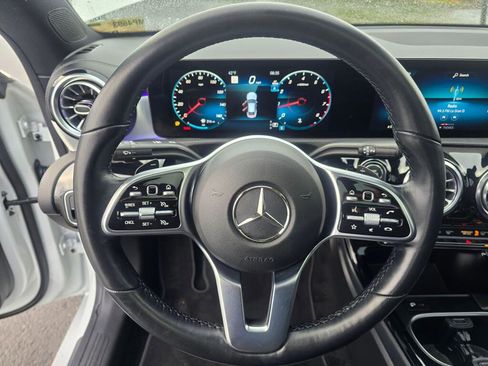 Used 2023 Mercedes-Benz CLA 250 4MATIC image 13