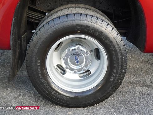 Used 2016 Ford F350 Platinum image 11