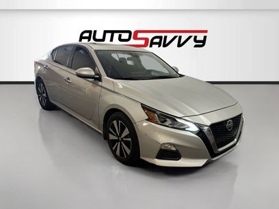 Used 2021 Nissan Altima 2.5 SV w/ SV Premium Package