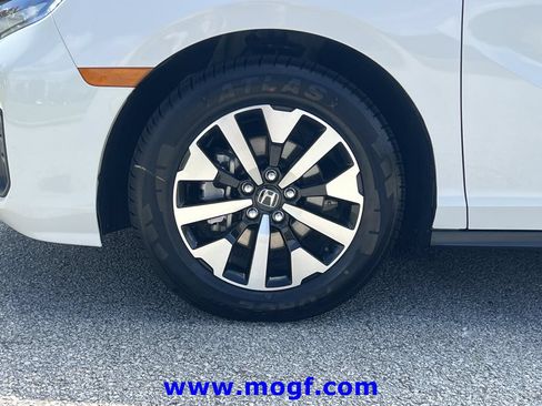 Used 2025 Honda Odyssey EX-L image 33