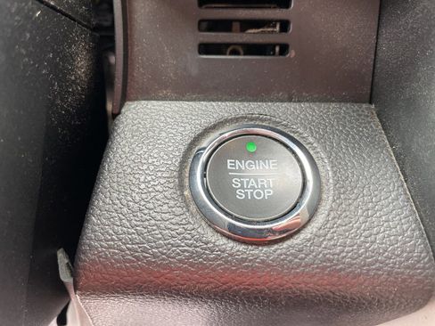 Used 2019 Ford F150 Lariat w/ FX4 Off-Road Package image 23