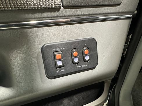 Used 1988 Ford Bronco image 21