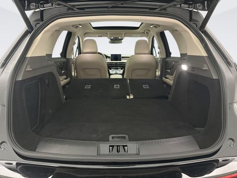 Used 2022 Lincoln Corsair AWD w/ Premium Package image 23