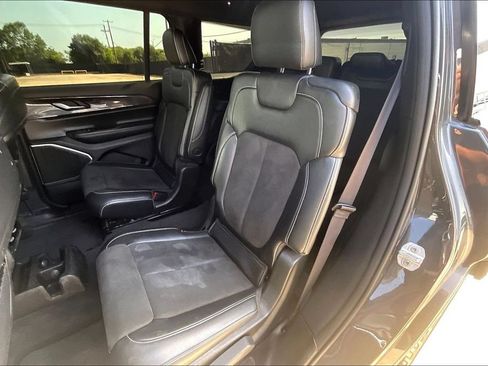 Used 2021 Jeep Grand Cherokee L Laredo AWD/4WD image 28