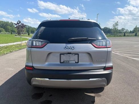 Used 2020 Jeep Cherokee Limited FWD image 8