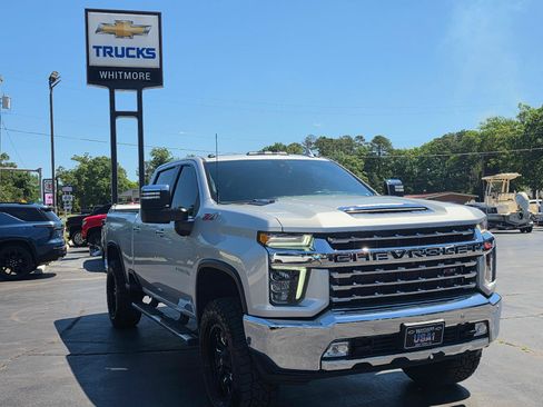 Used 2021 Chevrolet Silverado 2500 LTZ w/ LTZ Premium Package AWD/4WD image 7