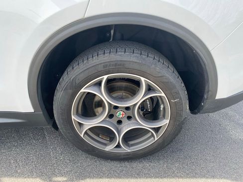 Used 2018 Alfa Romeo Stelvio Sport w/ Quick Order Package 22J Sport image 31