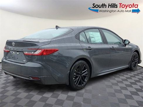 New 2026 Toyota Camry SE image 6