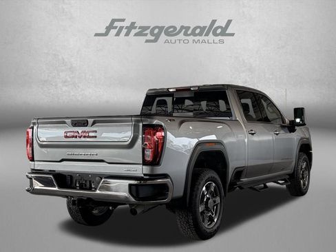Used 2025 GMC Sierra 2500 SLE w/ SLE Value Package; AWD/4WD image 7