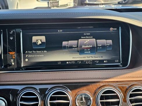 Certified 2016 Mercedes-Benz S 550 4MATIC Sedan w/ Premium Package image 39