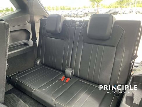 Used 2023 Volkswagen Tiguan SE FWD image 27