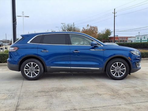 Used 2020 Lincoln Nautilus Reserve w/ Class II Trailer Tow Package FWD image 8