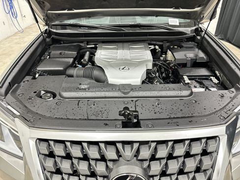 Used 2023 Lexus GX 460 Premium AWD/4WD image 35