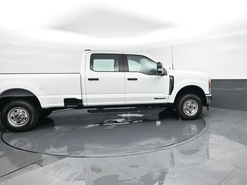 Used 2025 Ford F350 XL AWD/4WD image 4