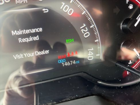 Certified 2025 Toyota RAV4 XLE Premium AWD/4WD image 13