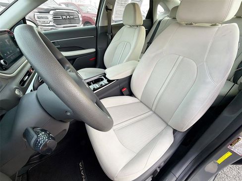 Used 2022 Hyundai Sonata SEL image 11