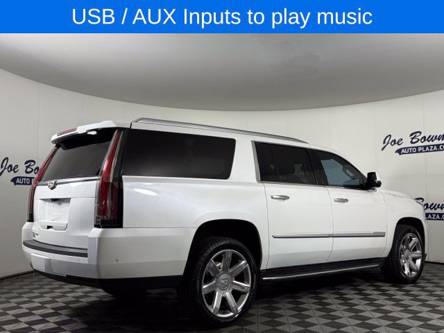 Used 2020 Cadillac Escalade ESV Premium Luxury AWD/4WD image 7